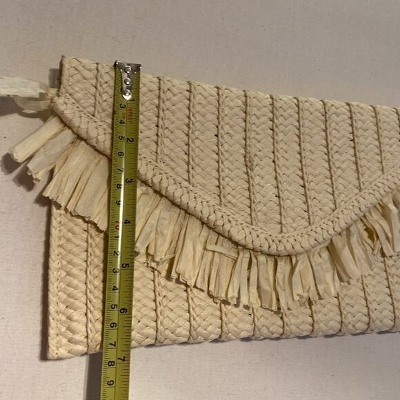 Mark and Graham Fringed Straw Clutch - Picture 4 of 7